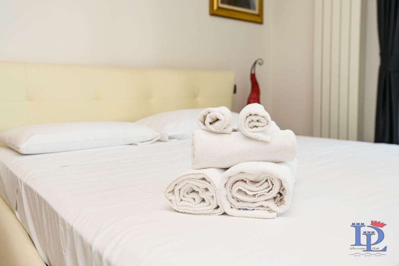 Desenzanoloft Official Partner Marriott Homes & Villas - Bea House, Sirmione With Private Garden And Share Pool Kültér fotó