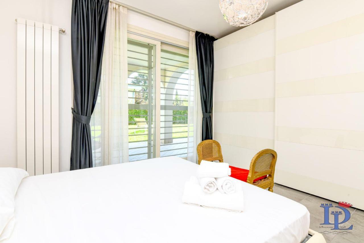 Desenzanoloft Official Partner Marriott Homes & Villas - Bea House, Sirmione With Private Garden And Share Pool Kültér fotó