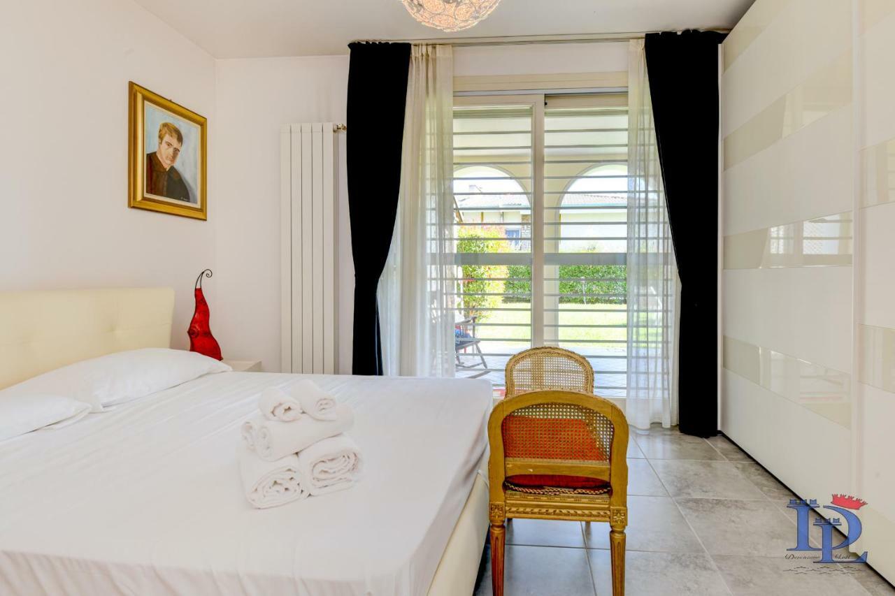 Desenzanoloft Official Partner Marriott Homes & Villas - Bea House, Sirmione With Private Garden And Share Pool Kültér fotó