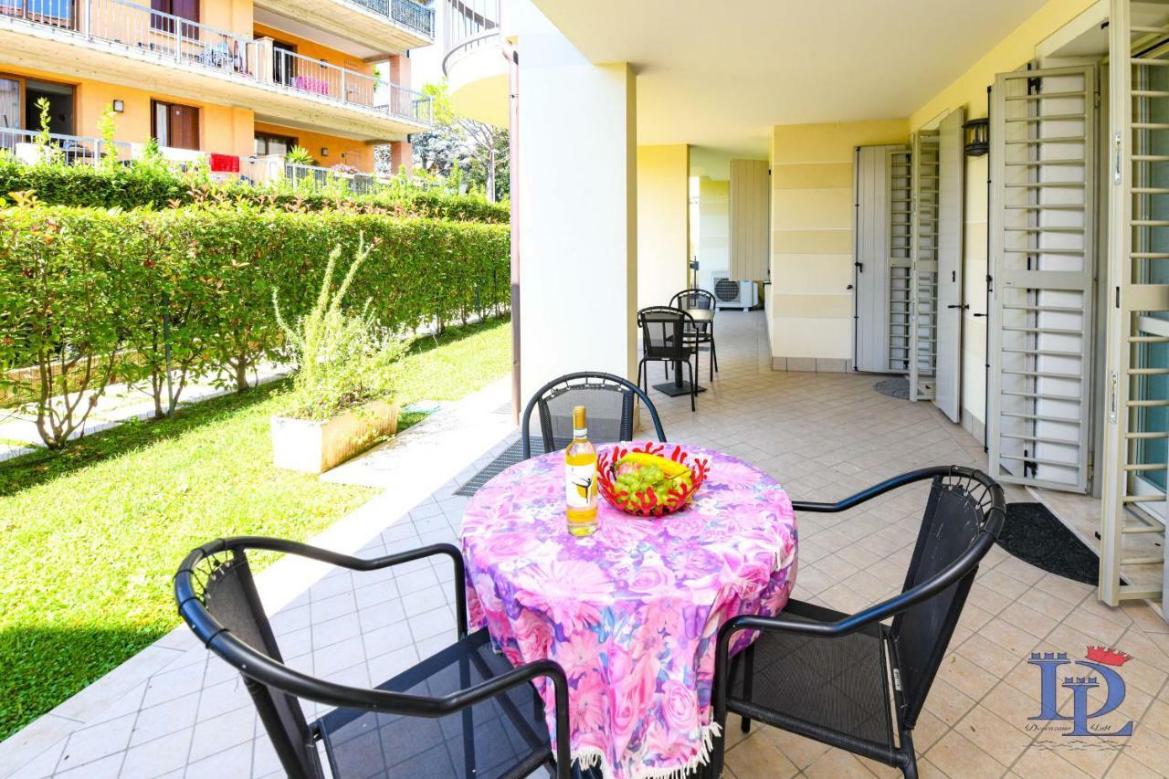 Desenzanoloft Official Partner Marriott Homes & Villas - Bea House, Sirmione With Private Garden And Share Pool Kültér fotó